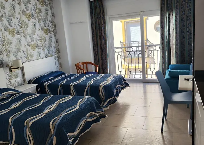 Caracas * Τορρεμολίνος