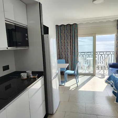 Caracas * 托雷莫利诺斯