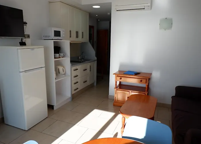 Caracas Апартаменты Торремолинос